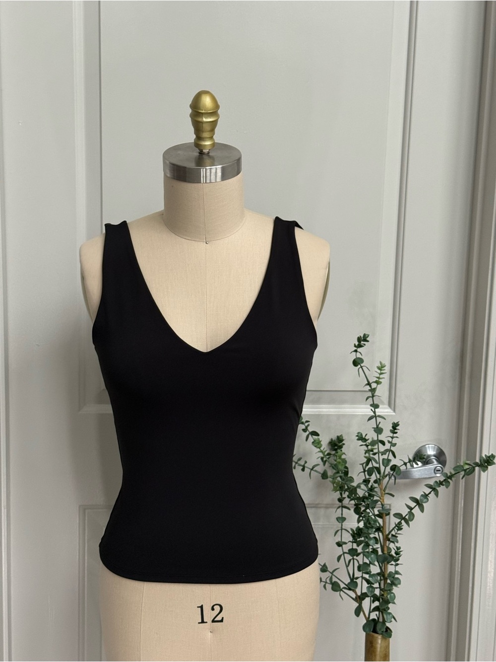 Express Black V-Neck Fitted Tank Top